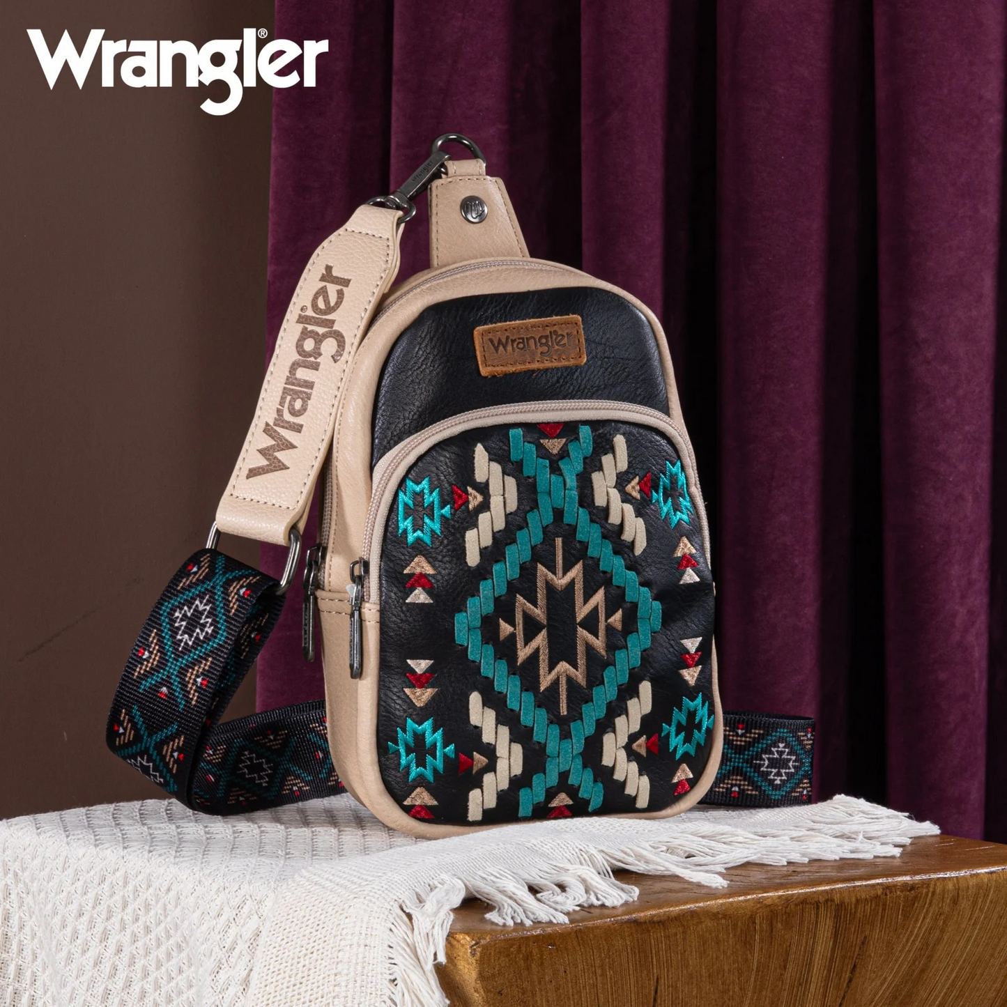 BOLSO WRANGLER WG2214-210BK Southwestern Embroidered Sling Bag - Black