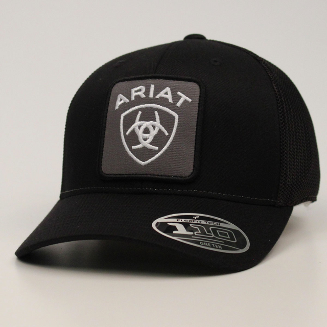 GORRA ARIAT patch logo solid black A300015001