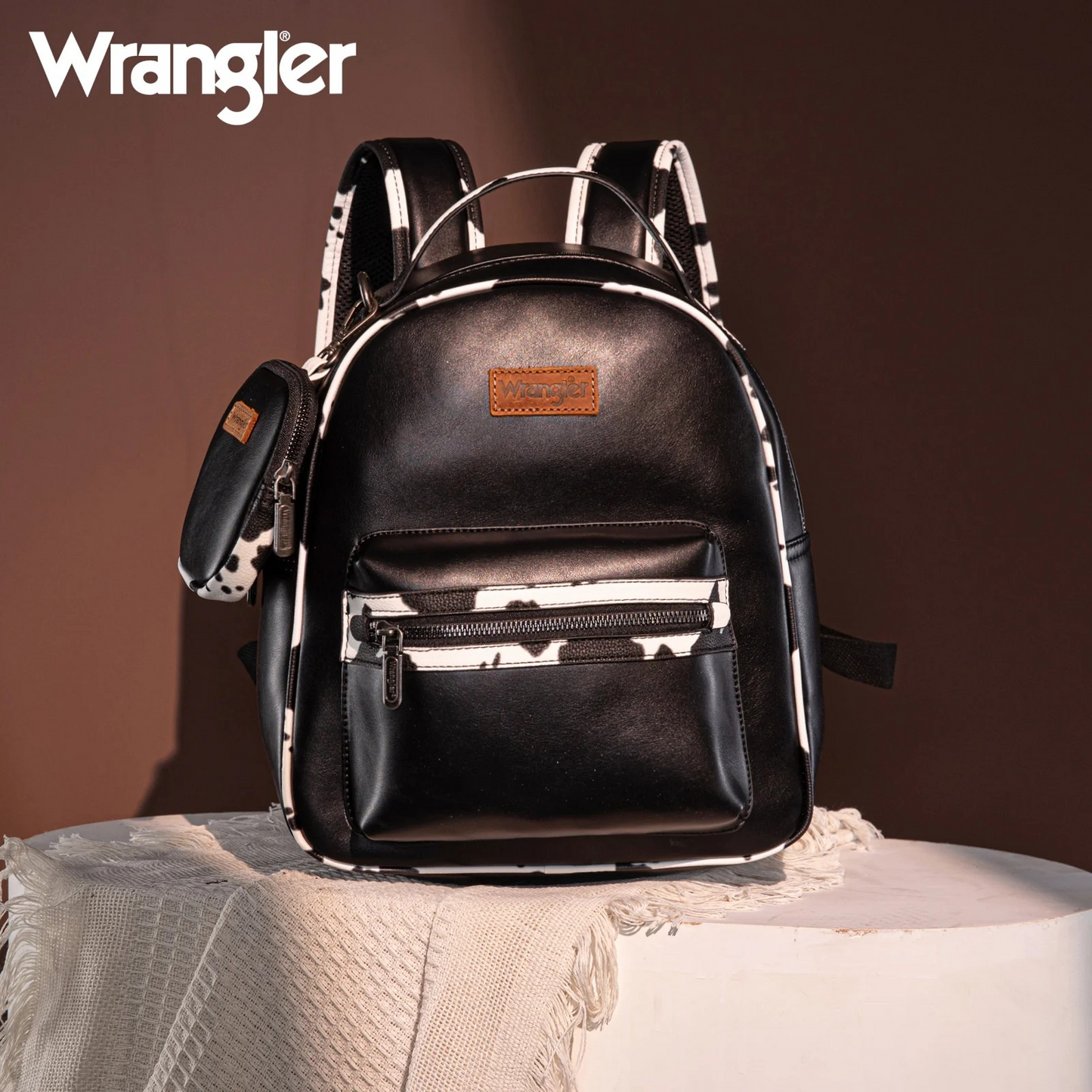 BOLSO WRANGLER WG102-8603BK Cow Print Backpack With Coin Pouch - Black